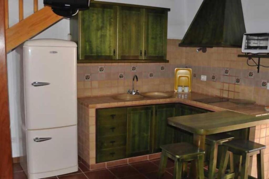 Casa Rural De 1945 Dos Plantas Patio Y Barbacoa Frontera Extérieur photo